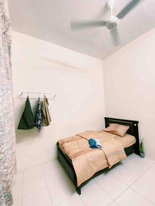 Spacious Cozy Lakeville Homestay 4 Bedrooms All With Aircond Seri Iskandar Luaran gambar