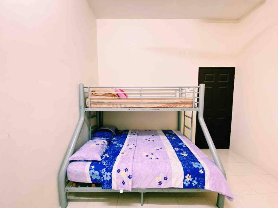 Spacious Cozy Lakeville Homestay 4 Bedrooms All With Aircond Seri Iskandar Luaran gambar