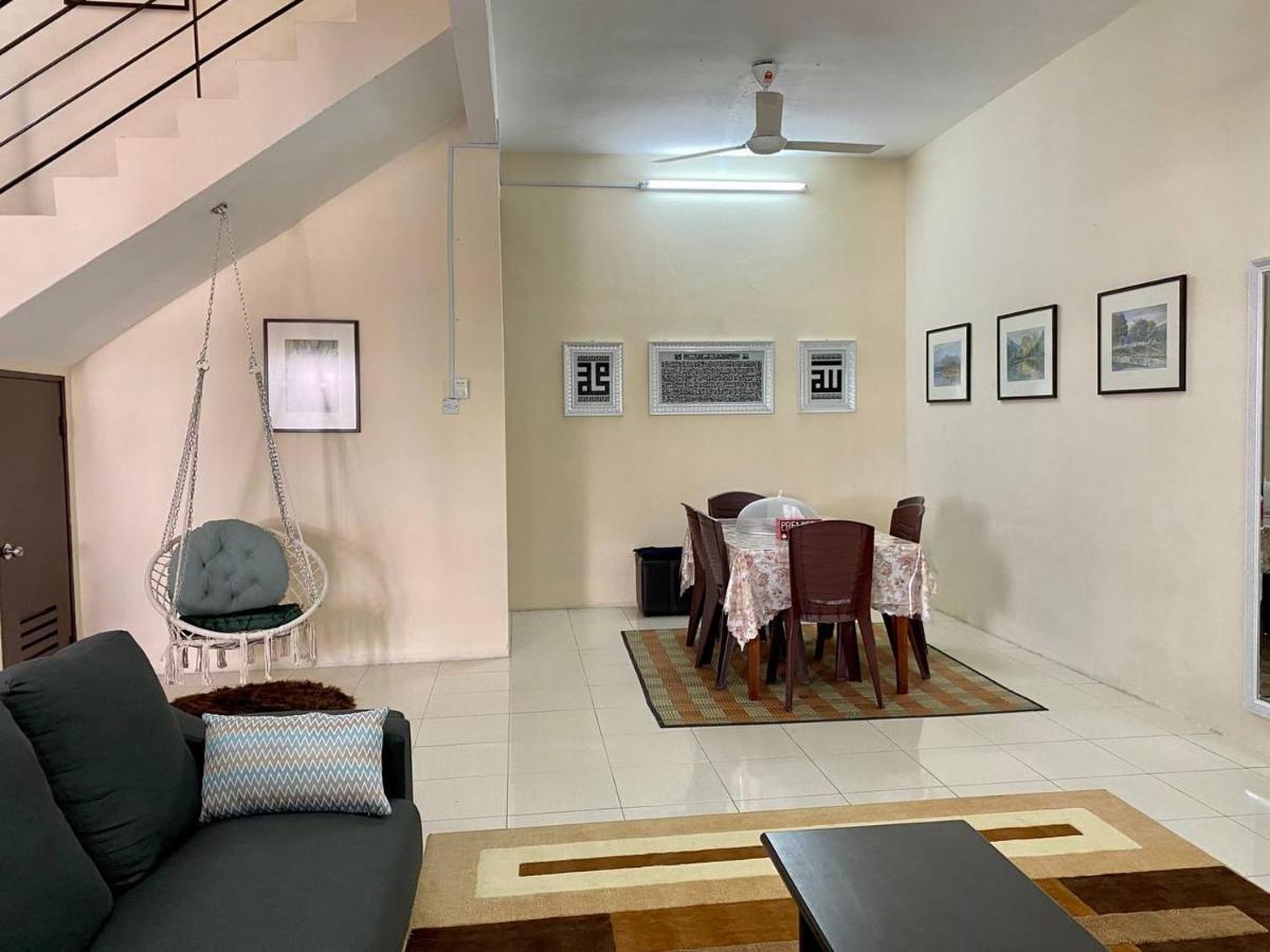 Spacious Cozy Lakeville Homestay 4 Bedrooms All With Aircond Seri Iskandar Luaran gambar
