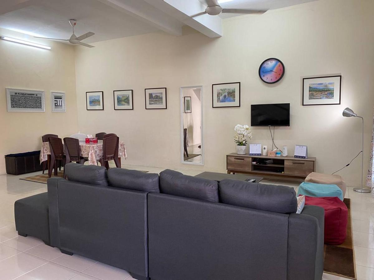 Spacious Cozy Lakeville Homestay 4 Bedrooms All With Aircond Seri Iskandar Luaran gambar