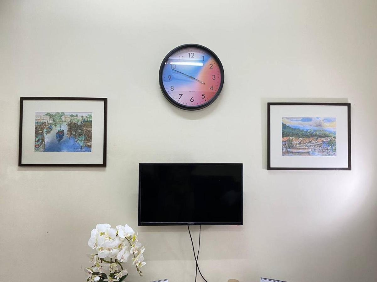 Spacious Cozy Lakeville Homestay 4 Bedrooms All With Aircond Seri Iskandar Luaran gambar