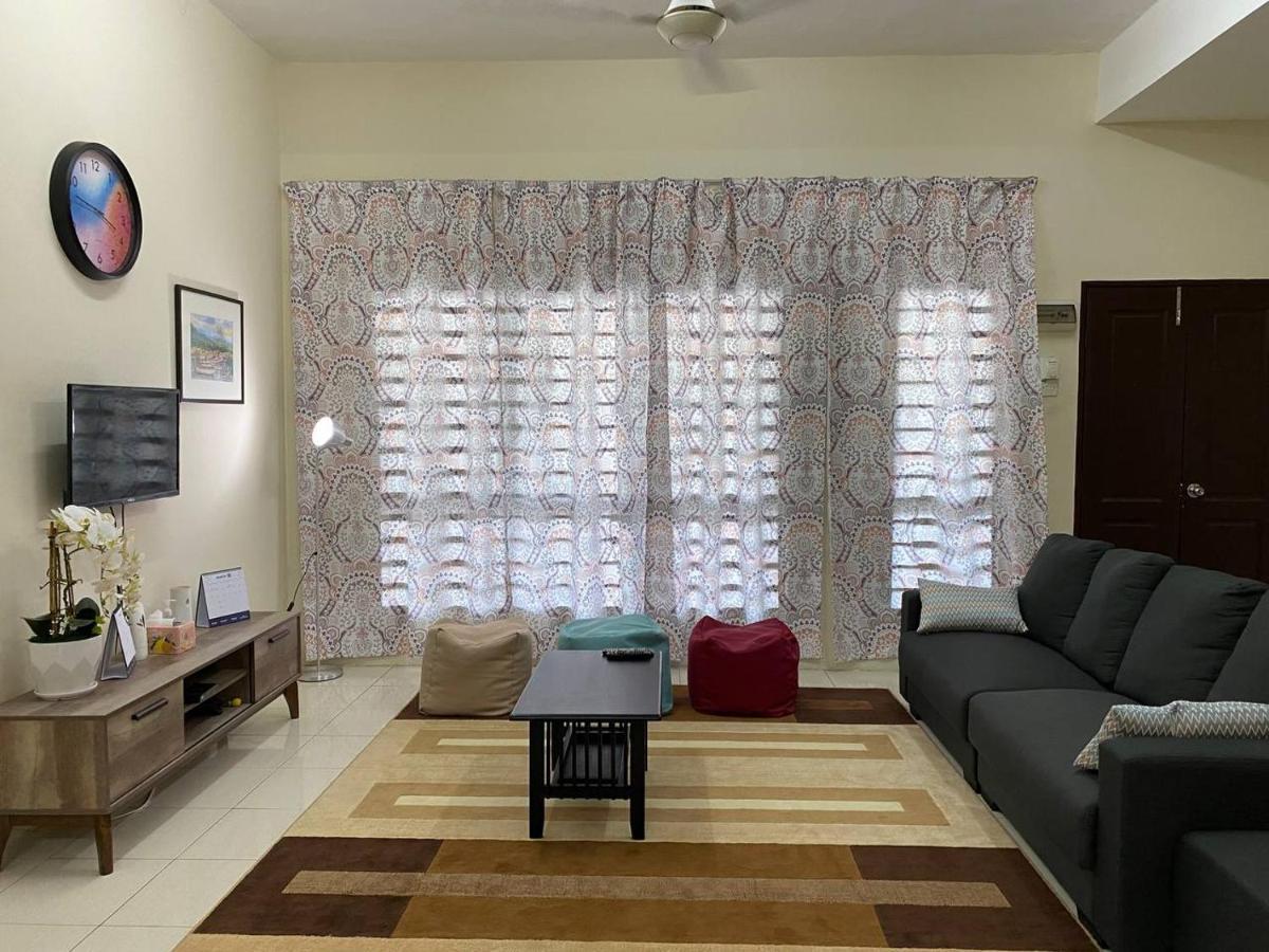 Spacious Cozy Lakeville Homestay 4 Bedrooms All With Aircond Seri Iskandar Luaran gambar